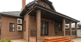 Строительство домов из кирпича с мансардой в Ачинске | от 3579 рублей